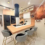 Daire Lux Boutique 2 Bdr Right Next Gondola Lift *