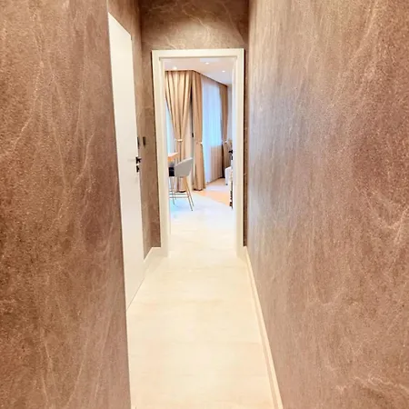 Apartment Lux Boutique 2 Bdr Right Next Gondola Lift *