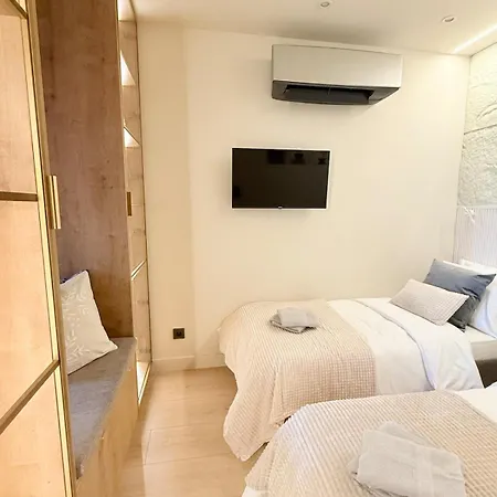 Lux Boutique 2 Bdr Right Next Gondola Lift * Банско