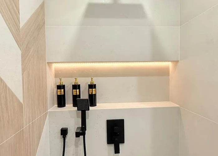 Apartman Lux Boutique 2 Bdr Right Next Gondola Lift Banszko